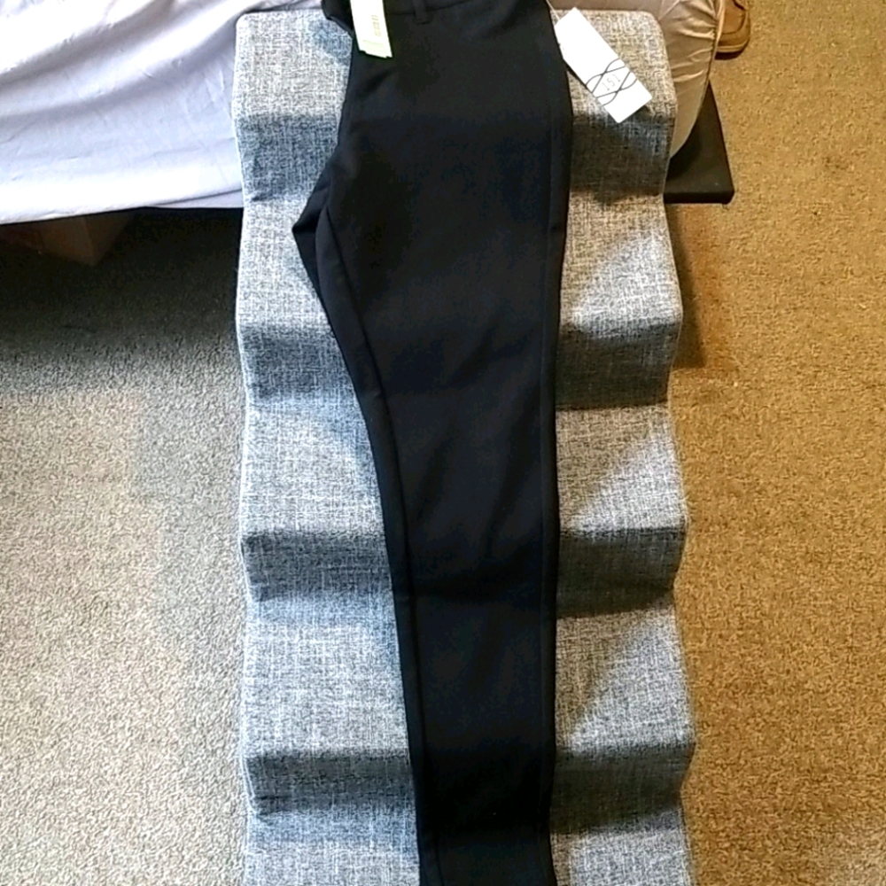 Size 4 ponte black pants